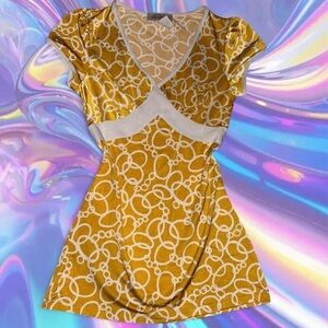 vtg y2k fitted babydoll top - tendency, sz sm, can fit md. no flaws! mcbling